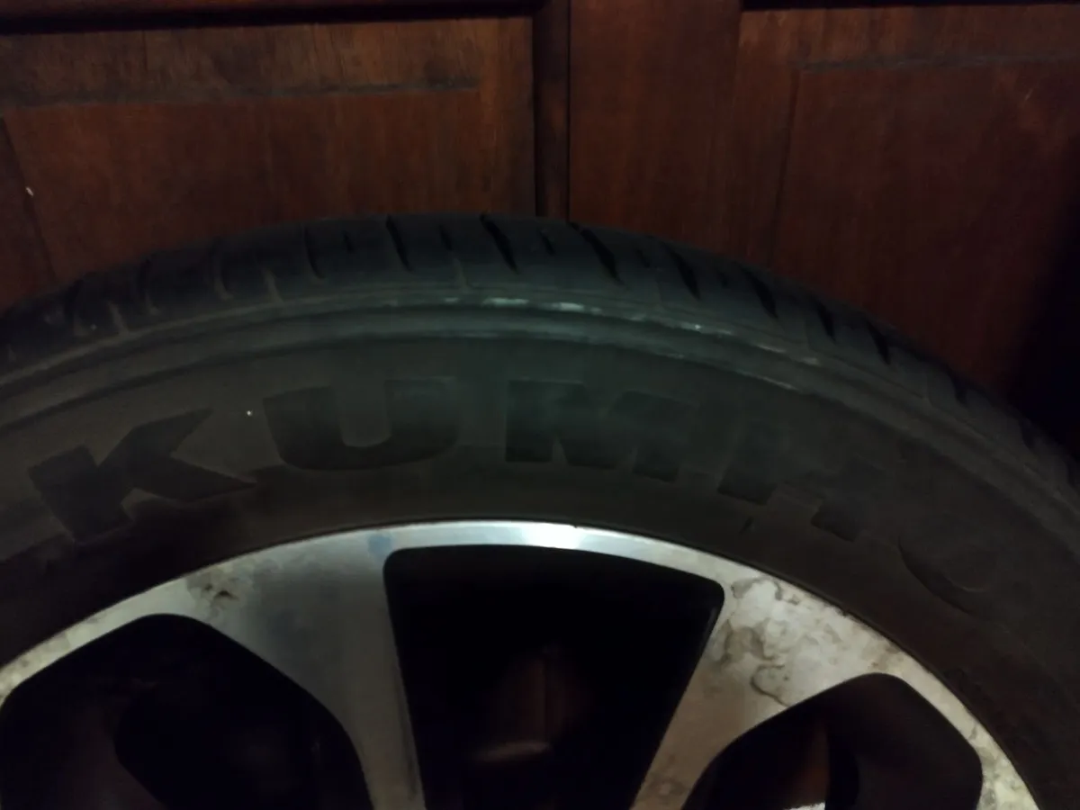 Nissan Qashqai  18"Alloy wheel &Tyre - Image 4