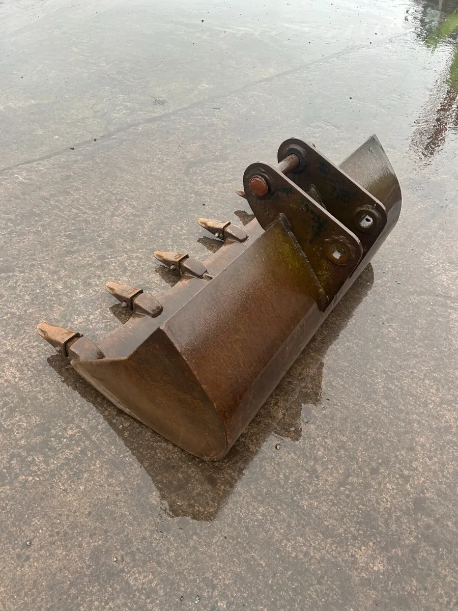 53' Ditching/ Grading Bucket c/w teeth (45mm pins) - Image 4