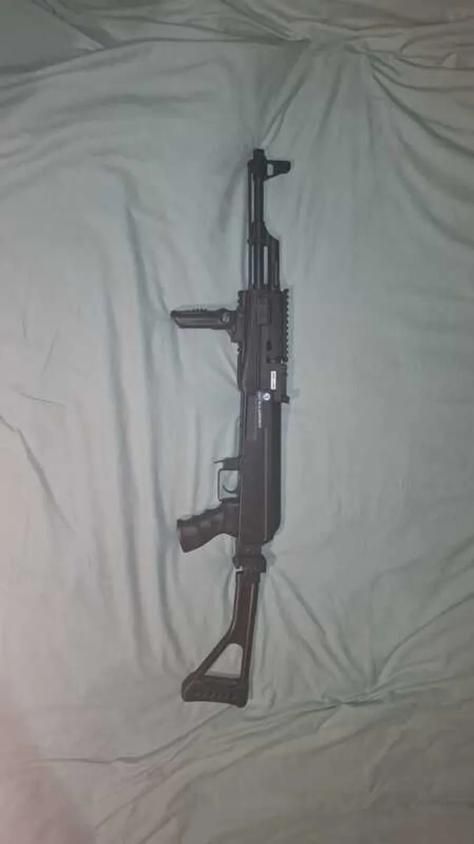Airsoft gun AK47 Kalashnikov and accessories - Image 4