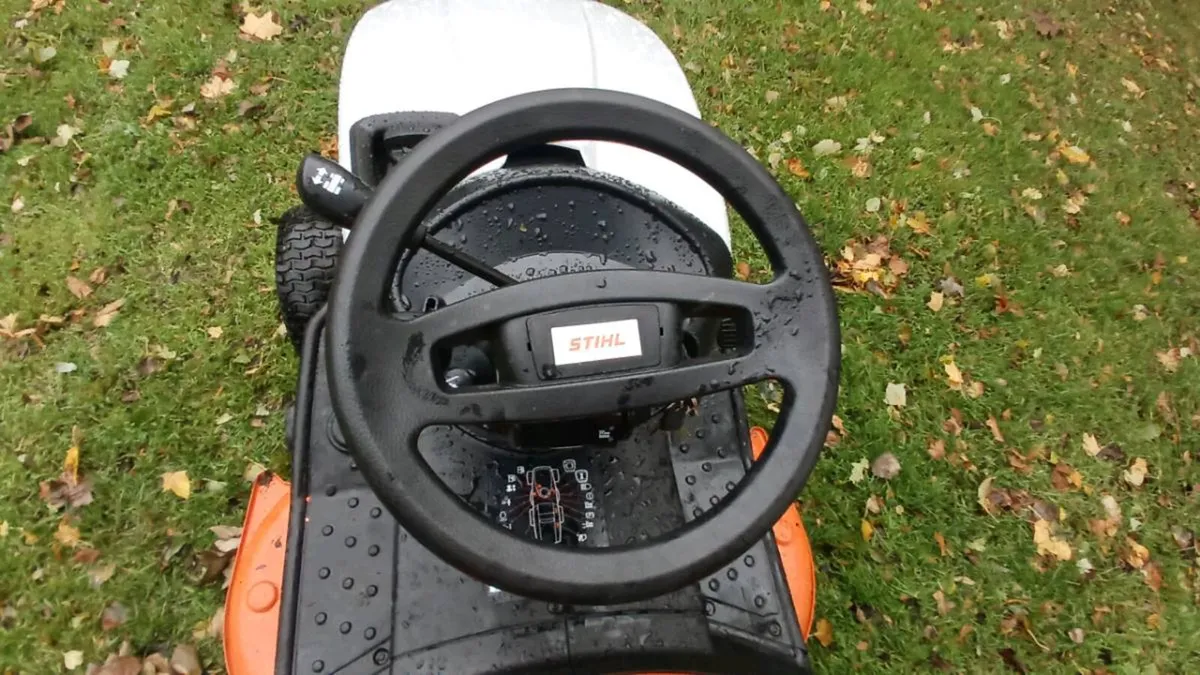 STIHL 5112 DEMO MODEL - Image 2