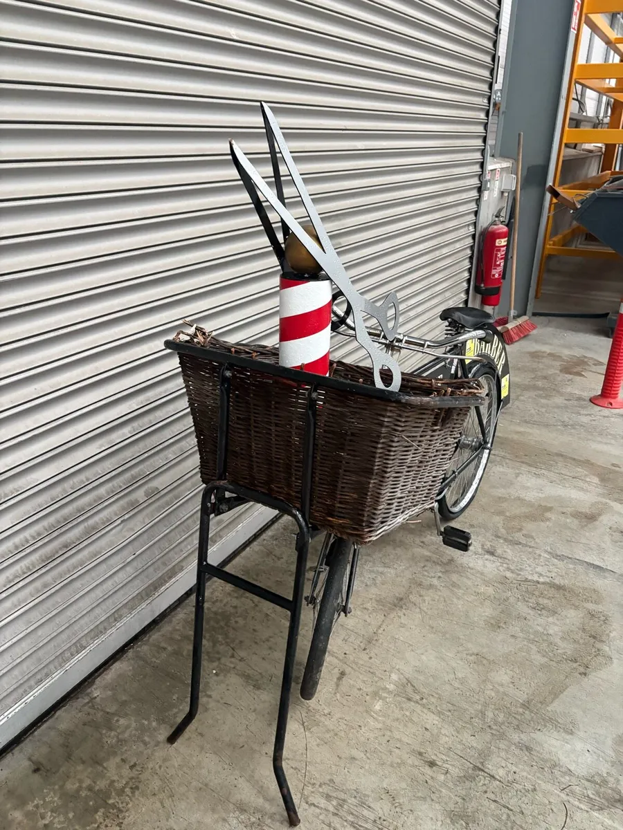 Vintage butchers bike - Image 3