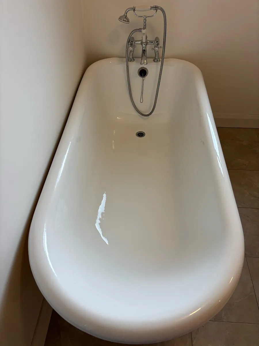 Cast iron bath - Image 3