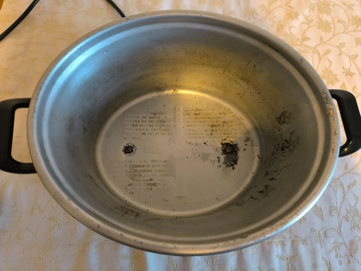 Crock-Pot Slow Cooker (Model SCV400RD) - Great Con - Image 3