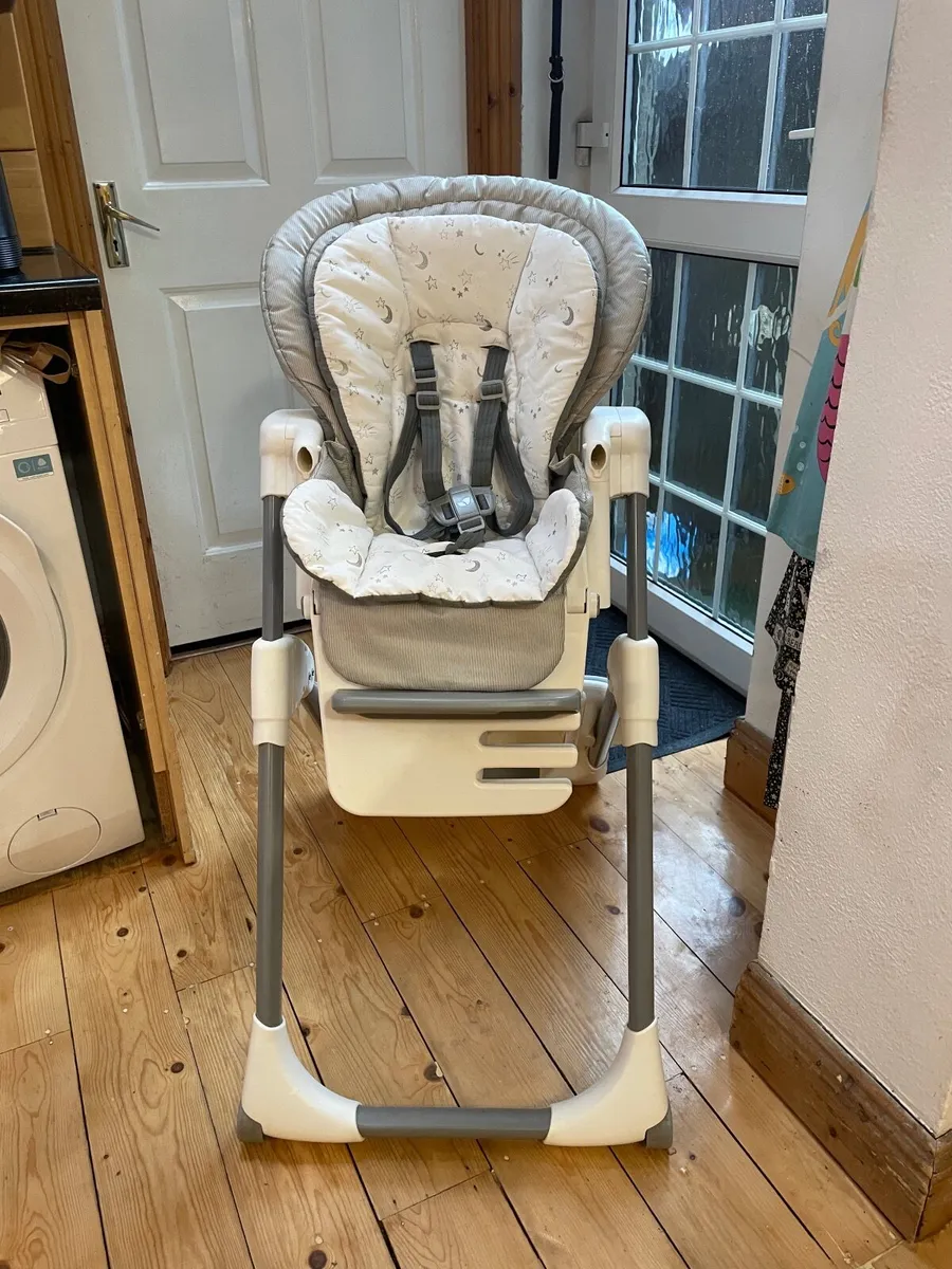 Joie Mimzy 2-in-1 highchair (Starry Night) - Image 1