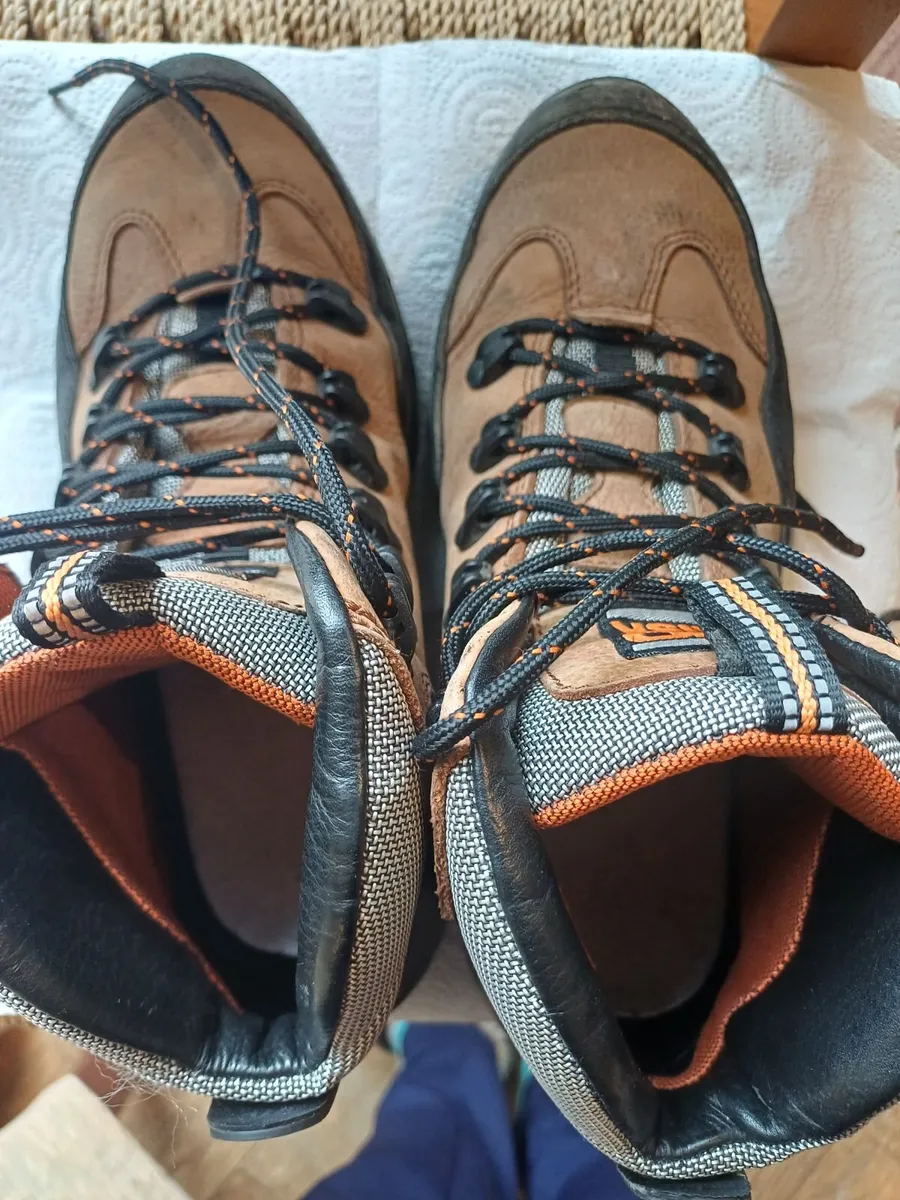 Safety boots - Image 3