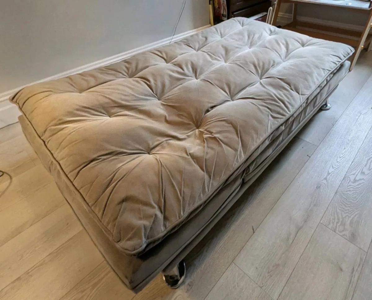 Sofa bed - Image 3