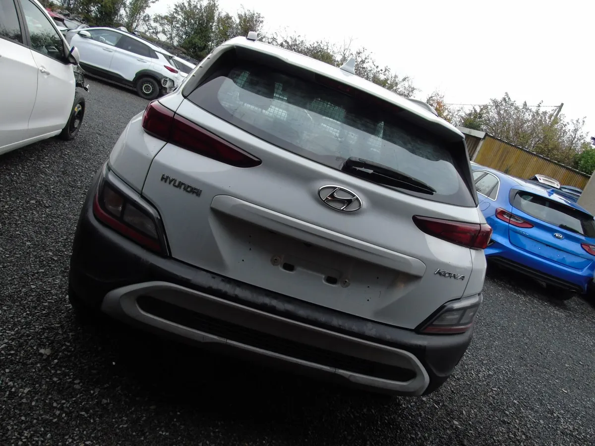 hyundai kona's 2022 for breaking - Image 2