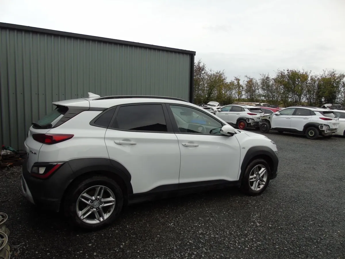 hyundai kona's 2022 for breaking - Image 3