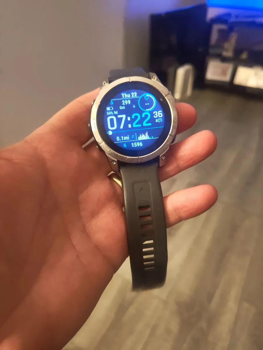 Genuine Garmin Fenix 7 multisport Watch - Image 1