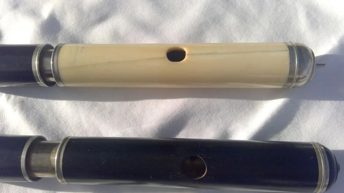 Rose wood Flute - Image 4