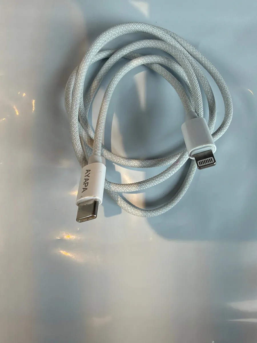 Phone & Laptop Chargers, Travel Adapters & Cables - Image 2