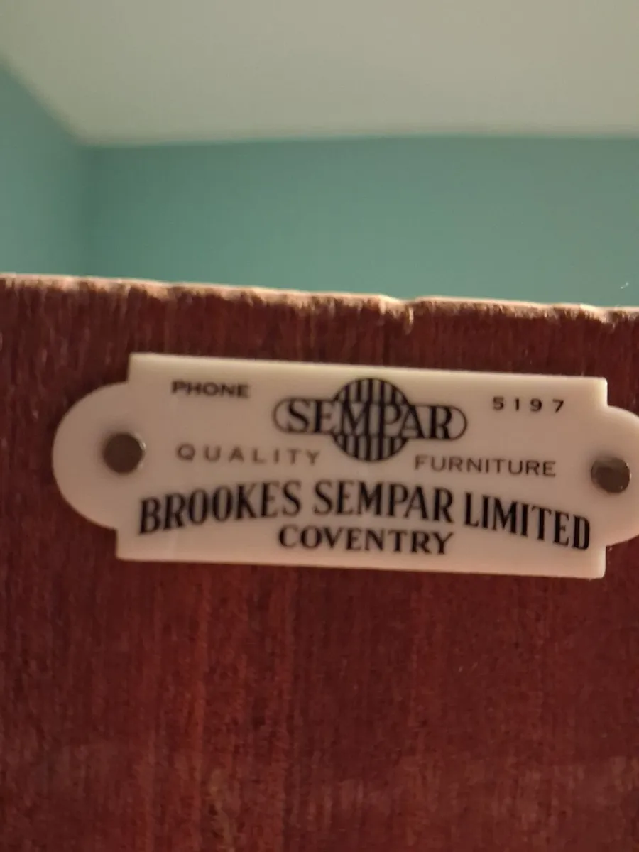 Vintage wardrobe - Image 2