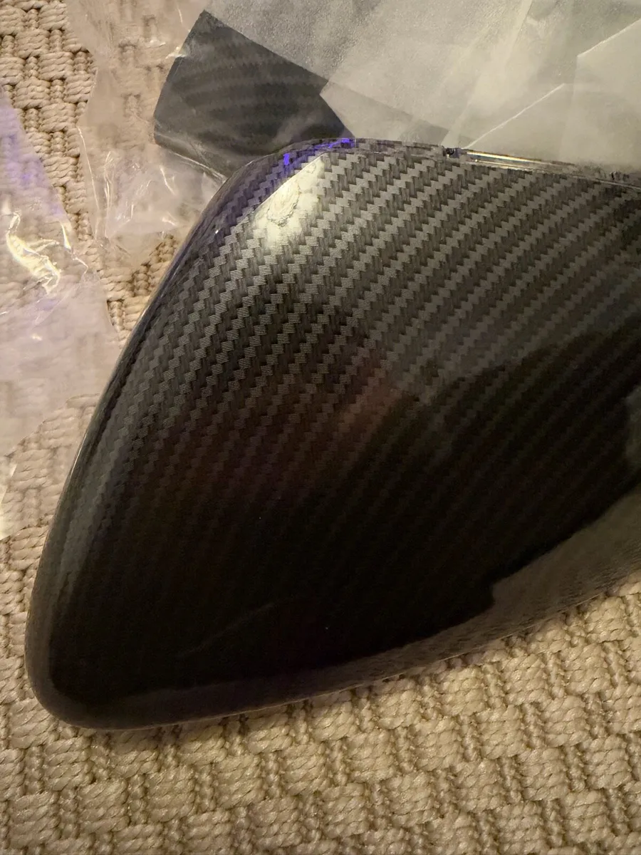 Carbon fibre Wing mirrors and door handle - Image 4