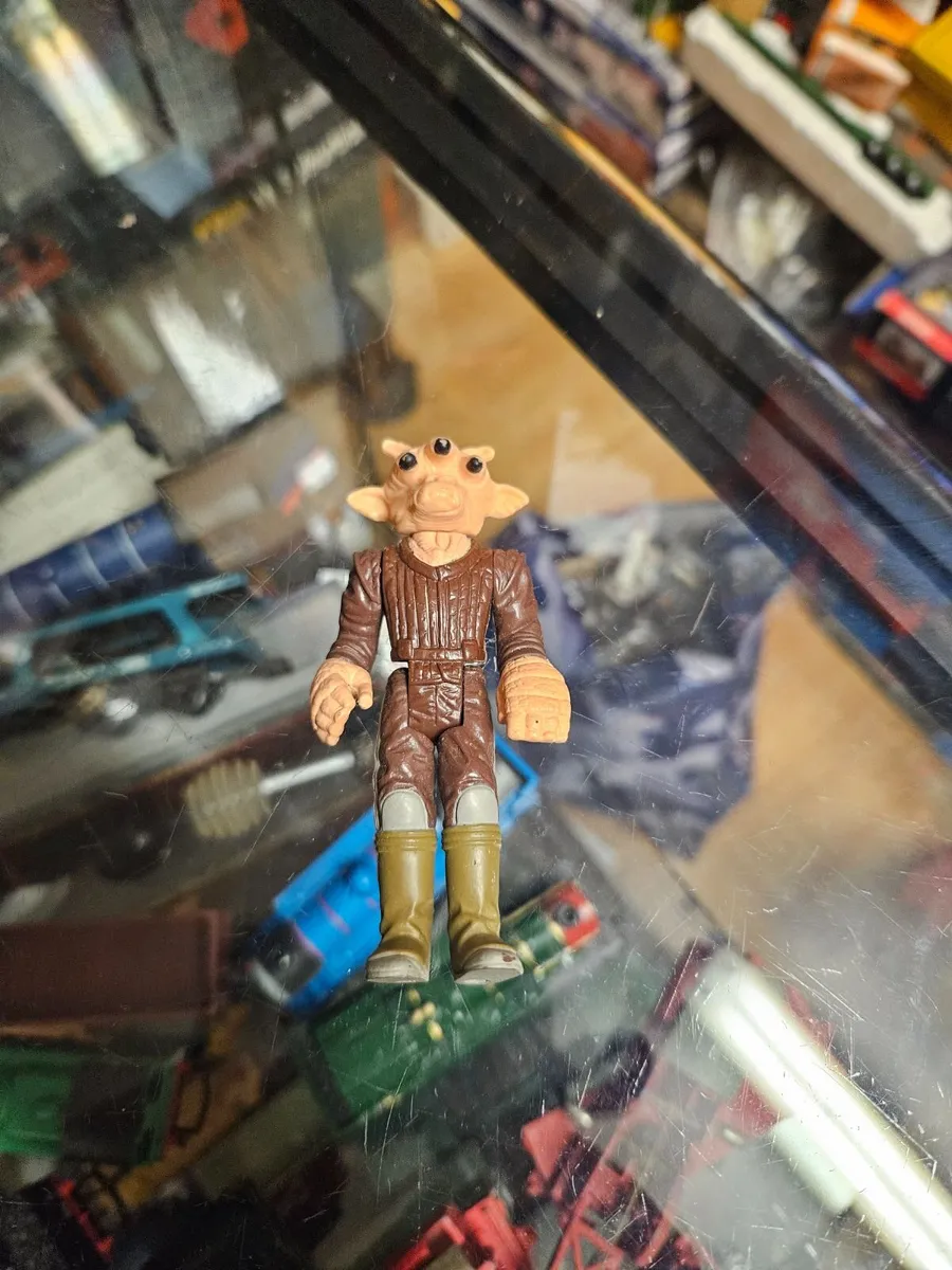 Vintage Star Wars Figure