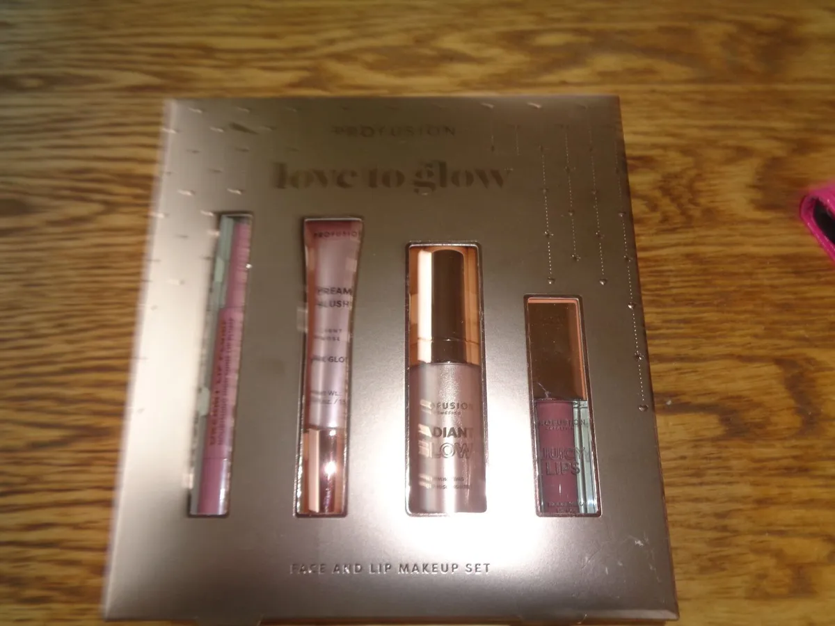 Profusion Love to Glow Beauty Set for Sale - Image 3