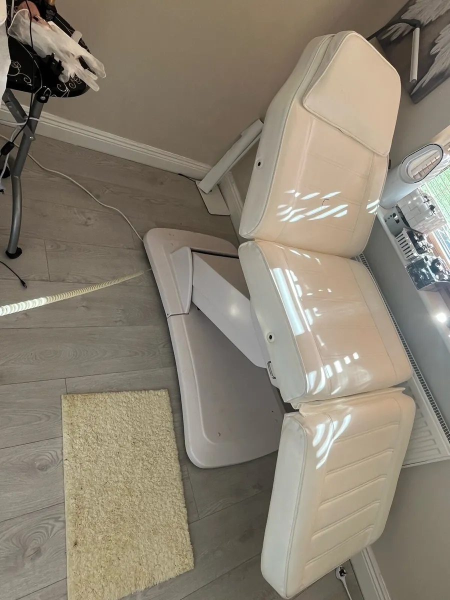 Electric beauty bed - Image 1