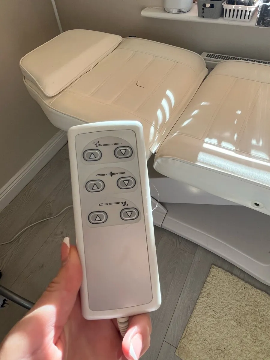 Electric beauty bed - Image 3