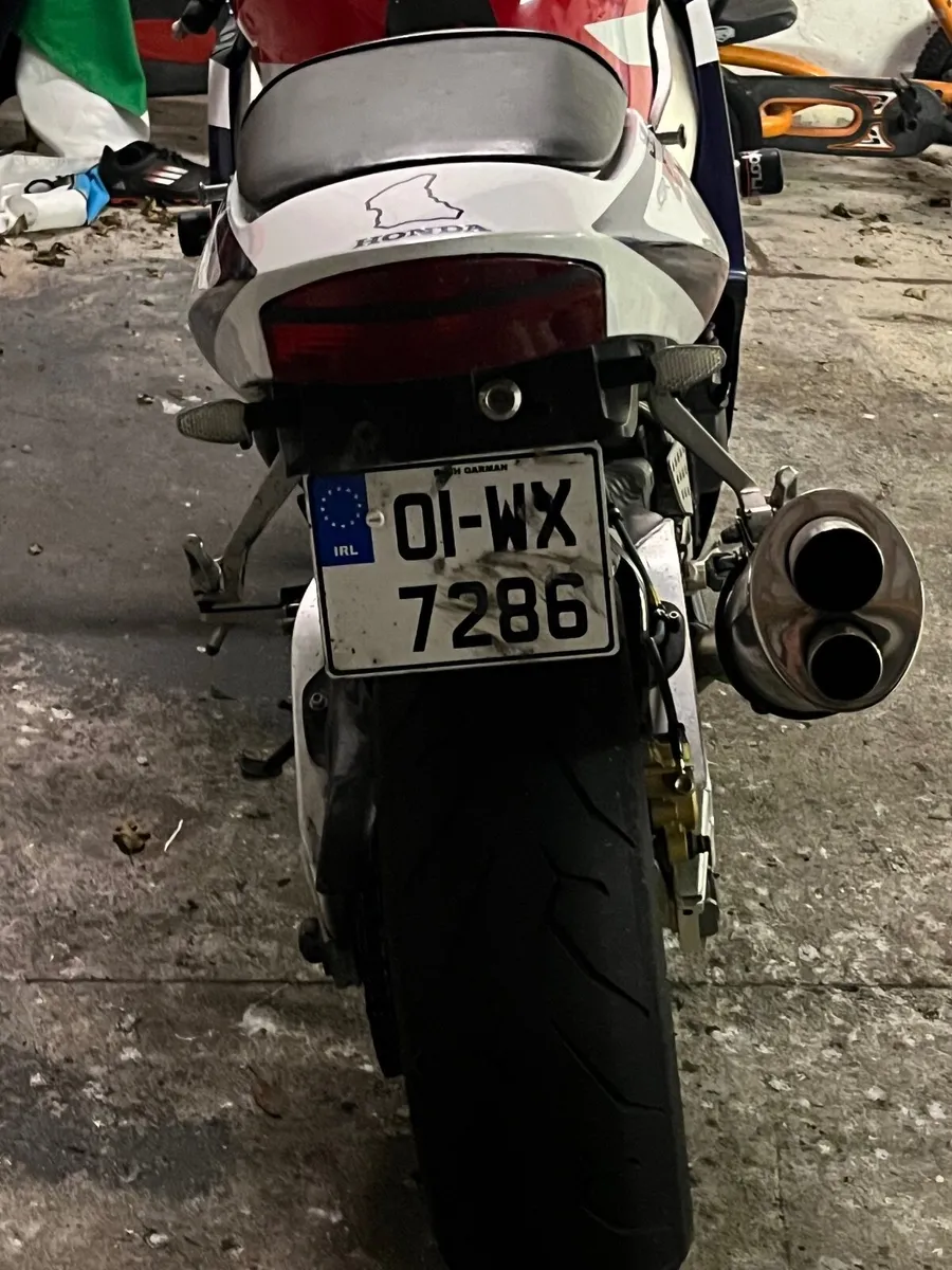 Honda Fireblade 2001 - Image 2