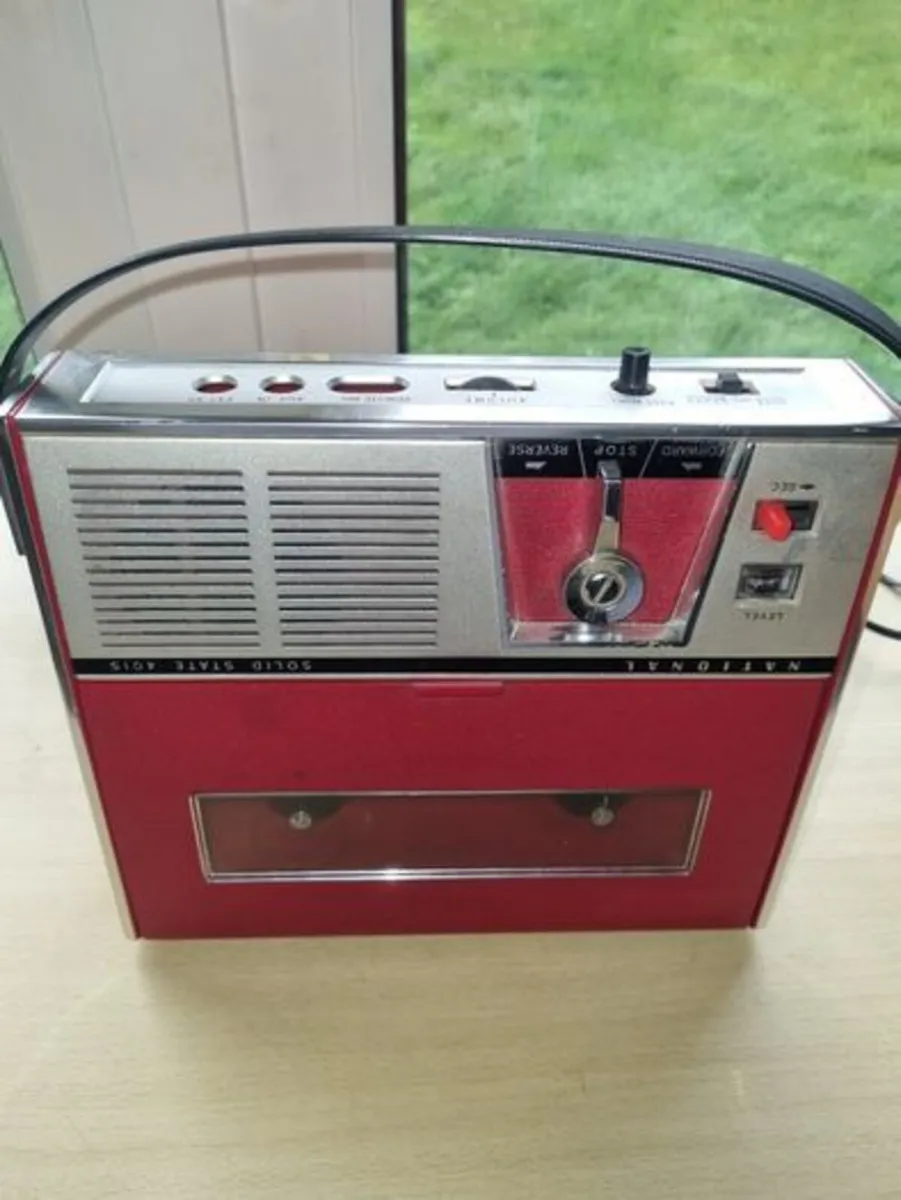 National Solid State 401S portable reel-to-reel - Image 1