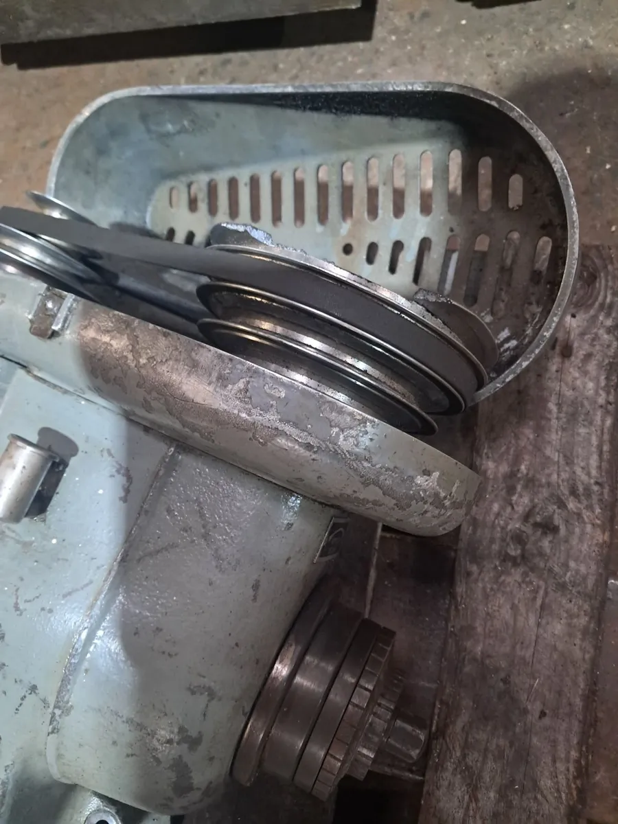 Milling machine - Image 1