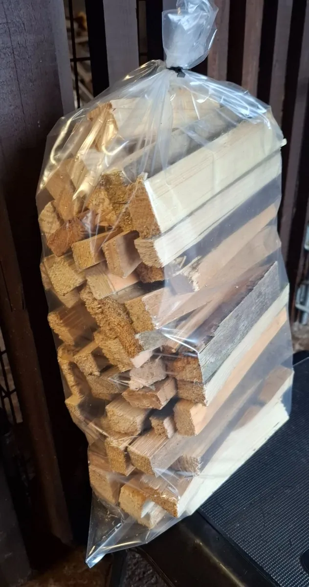 Bright Spark Kindling Starter sticks - Image 1