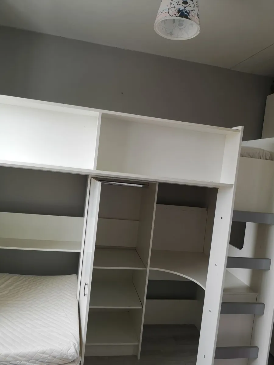 Bed - Image 2