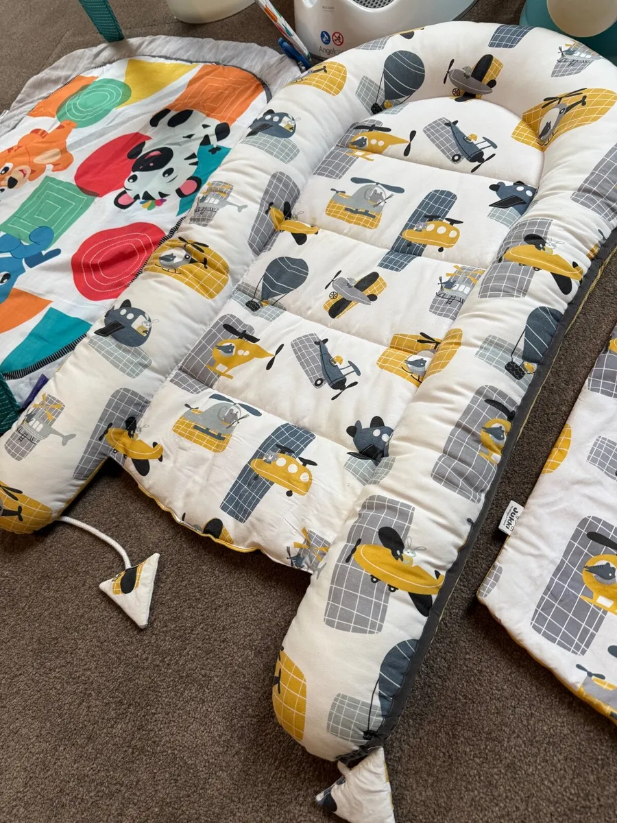 Jukki Baby Nest Set – Aeroplane Print, Pram Liner - Image 3