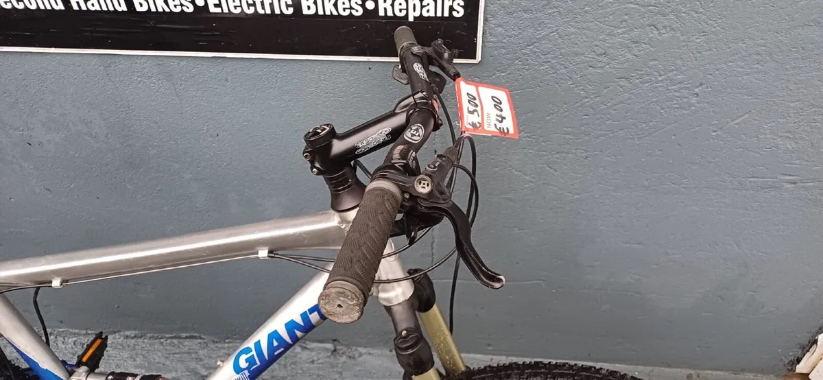 Giant full suspension ❗️Open 7 day of the week ❗️ - Image 2