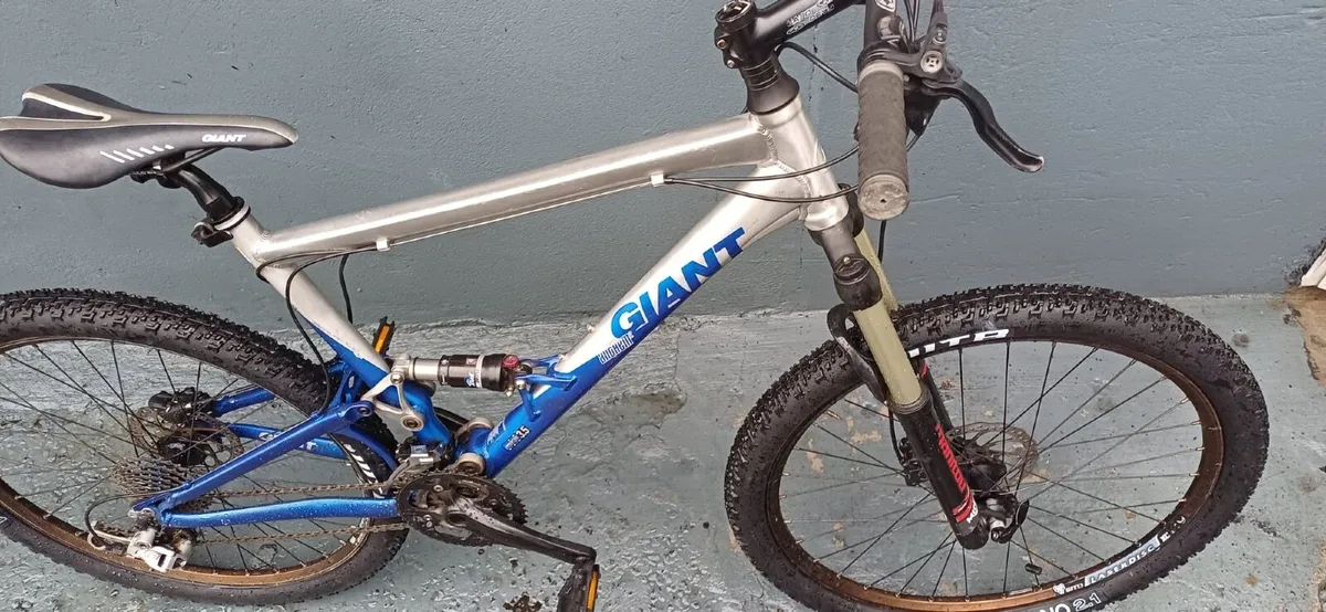 Giant full suspension ❗️Open 7 day of the week ❗️ - Image 4