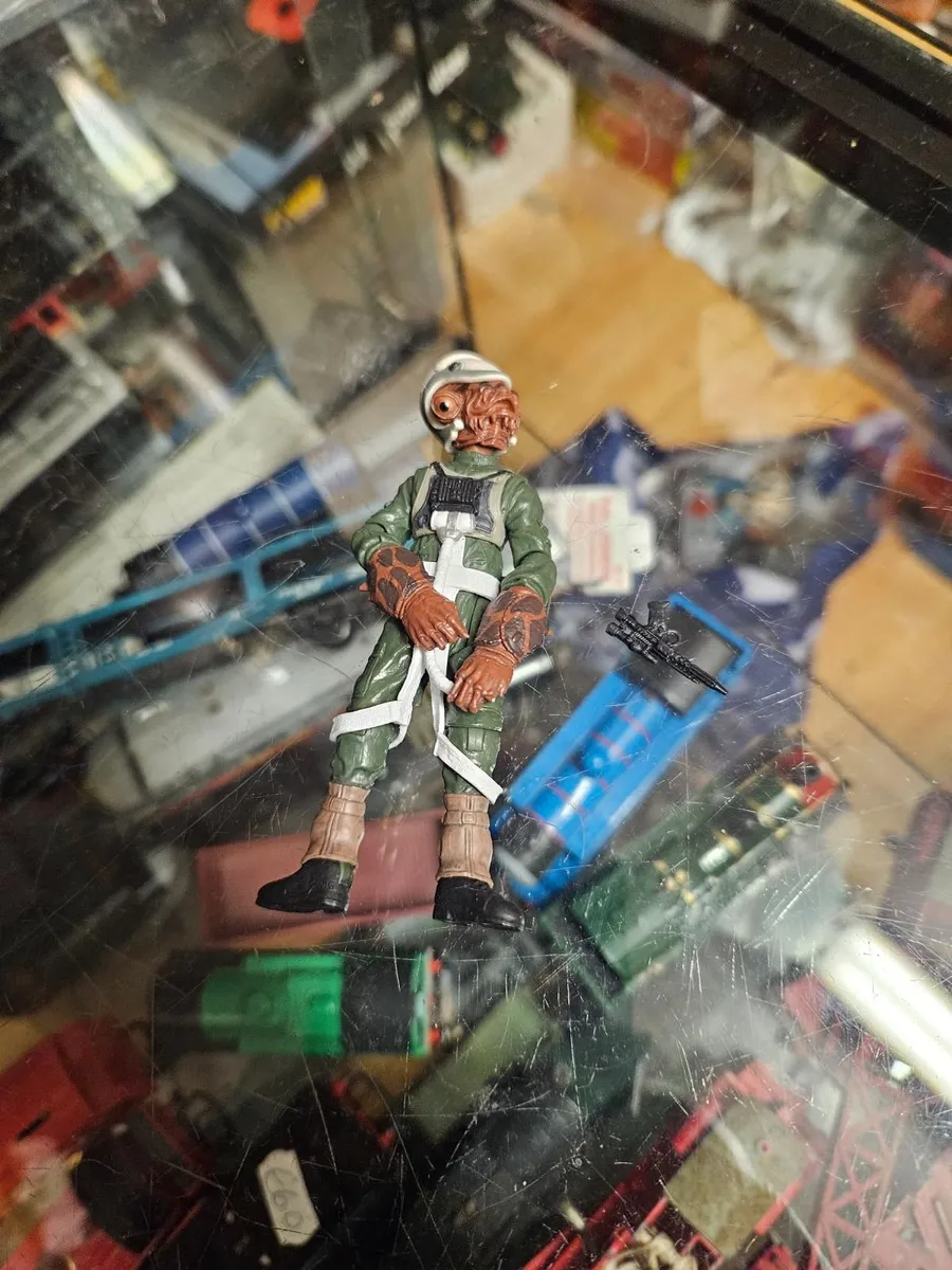 Star Wars Figure
