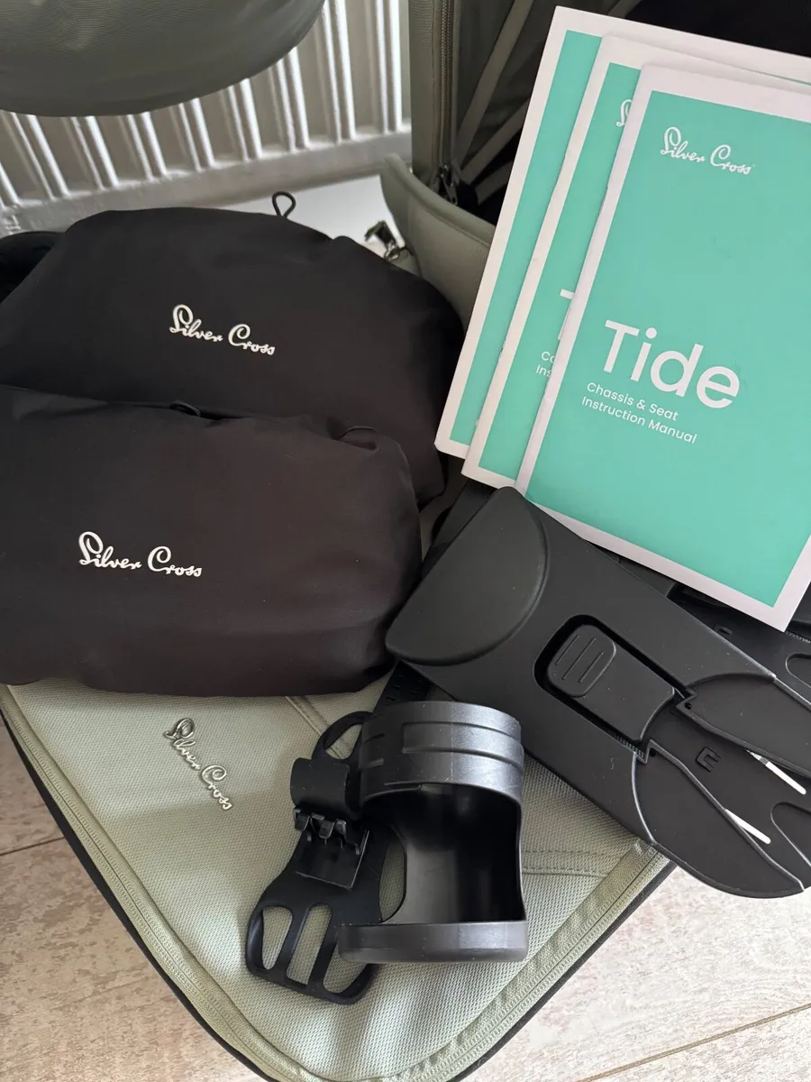 Silver Cross Tide Pram - Image 2