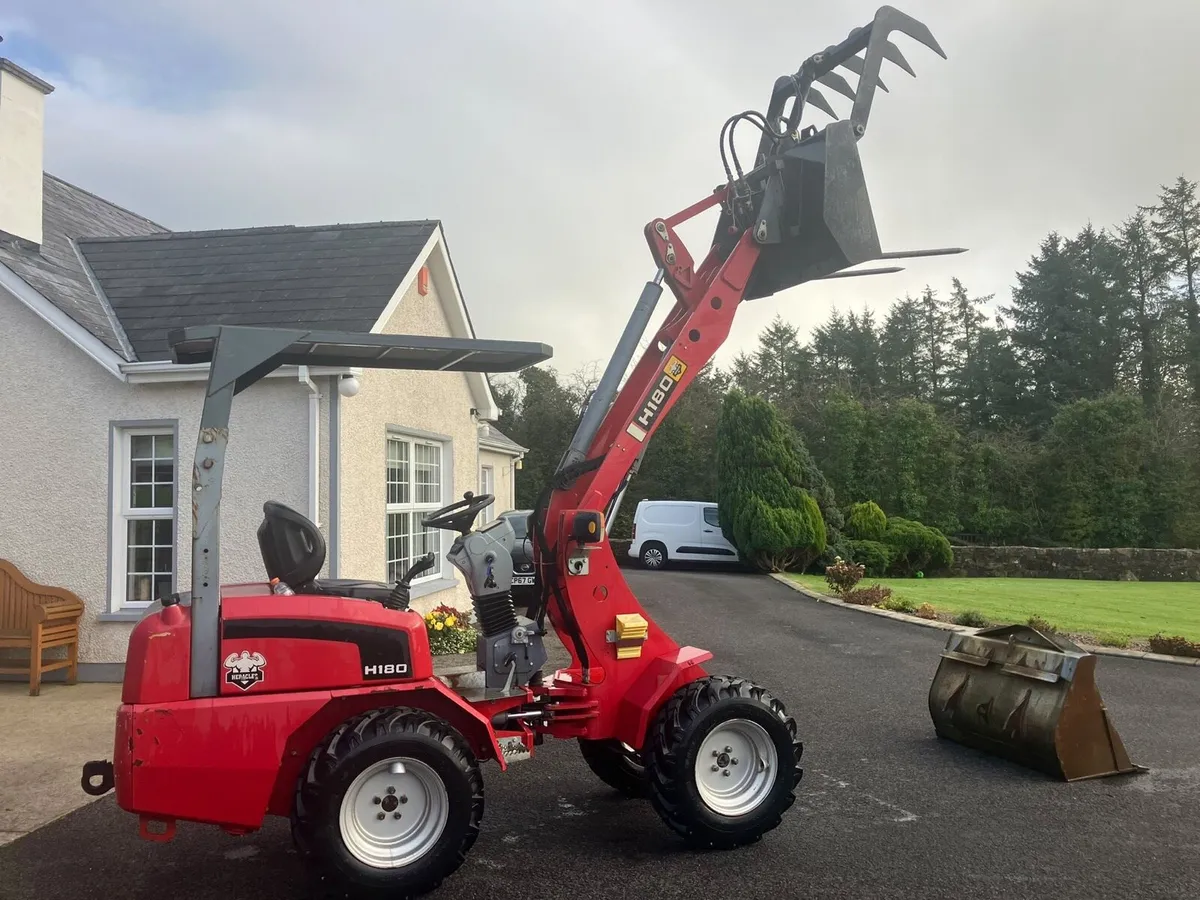 2021 HERACLES LOADING SHOVEL - Image 4