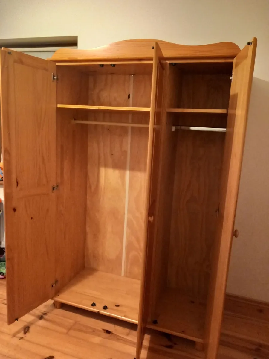 Wardrobe - Image 3