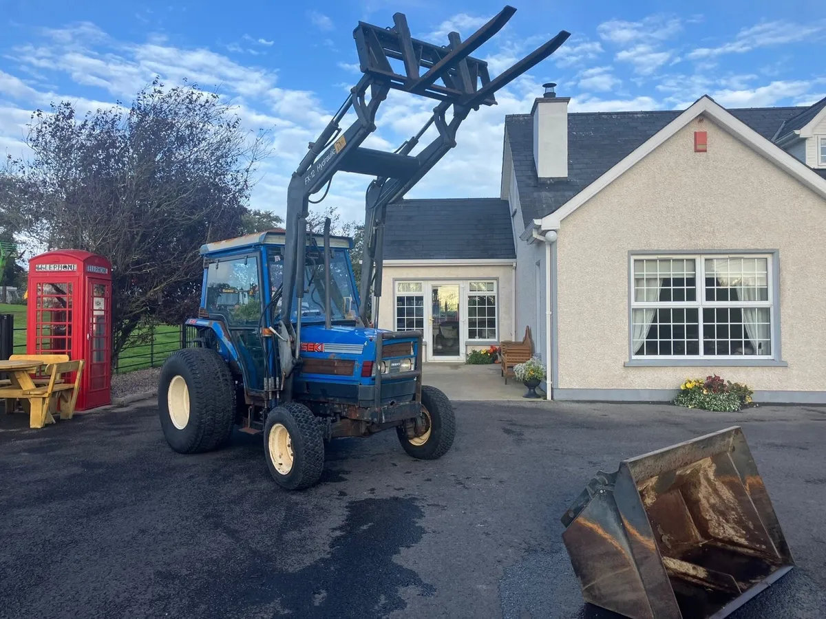 ISEKI 4WD with Loader - Image 1