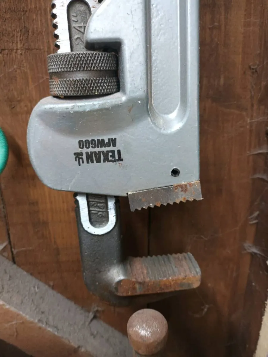 Aluminium Stilson - Image 1
