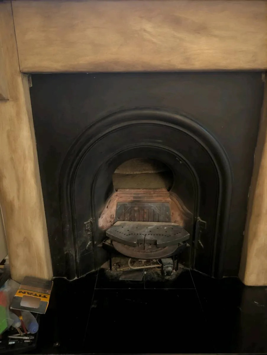 Cast iron fireplace surround - Image 2