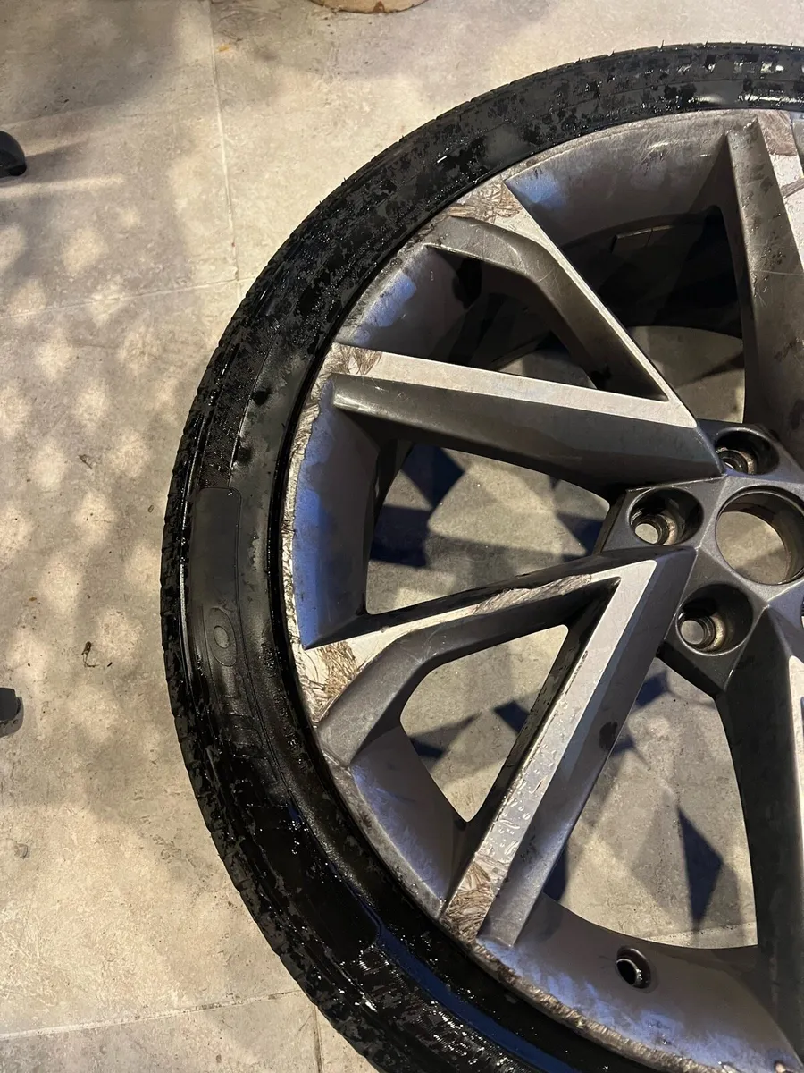 20" Skoda Alloy Wheel - Image 4