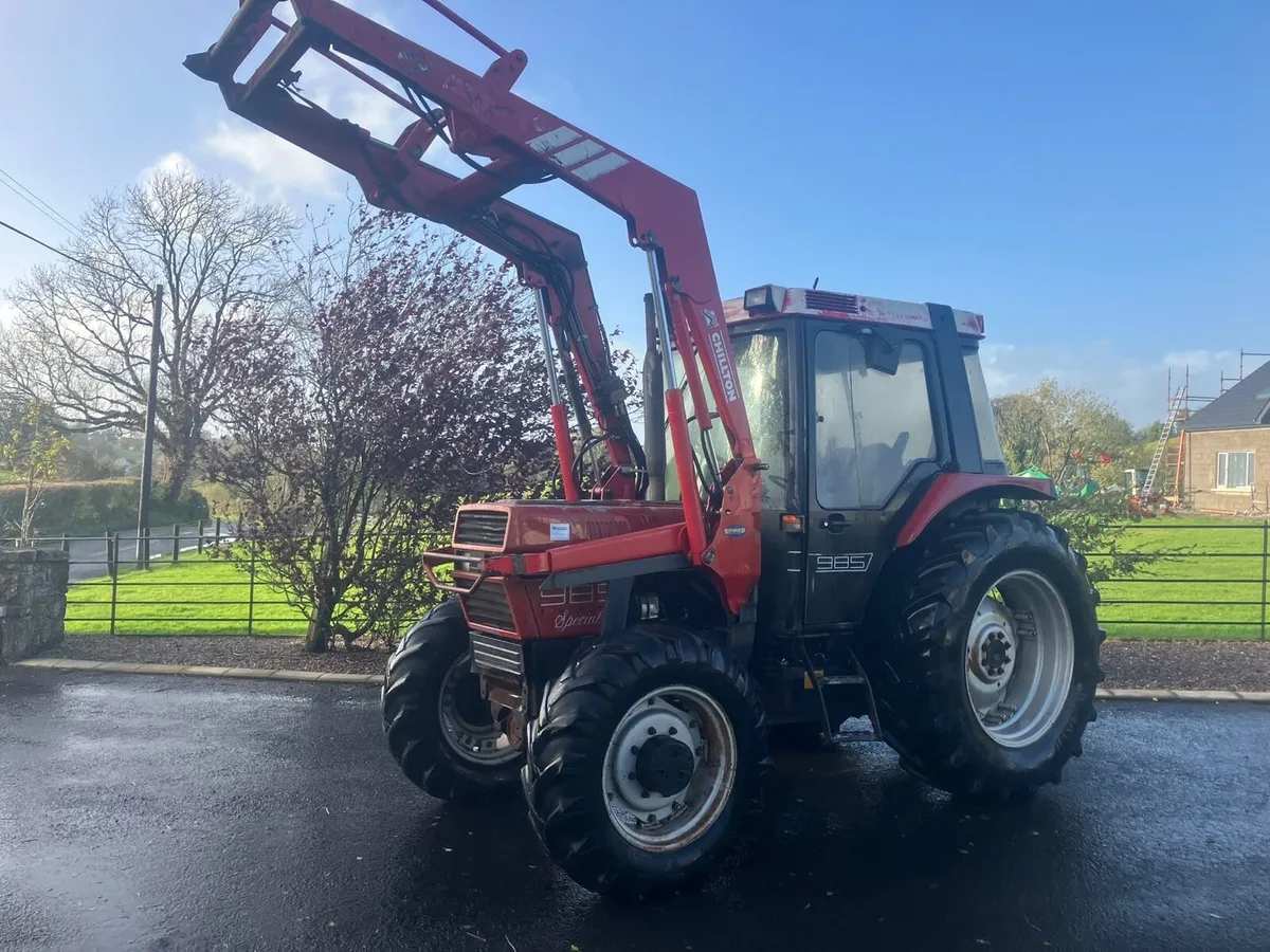 Case 985  4WD with Loader - Image 1