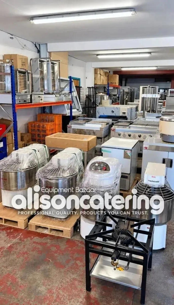 Banks 3-Pan Electric Bain Marie with Lids - Image 3