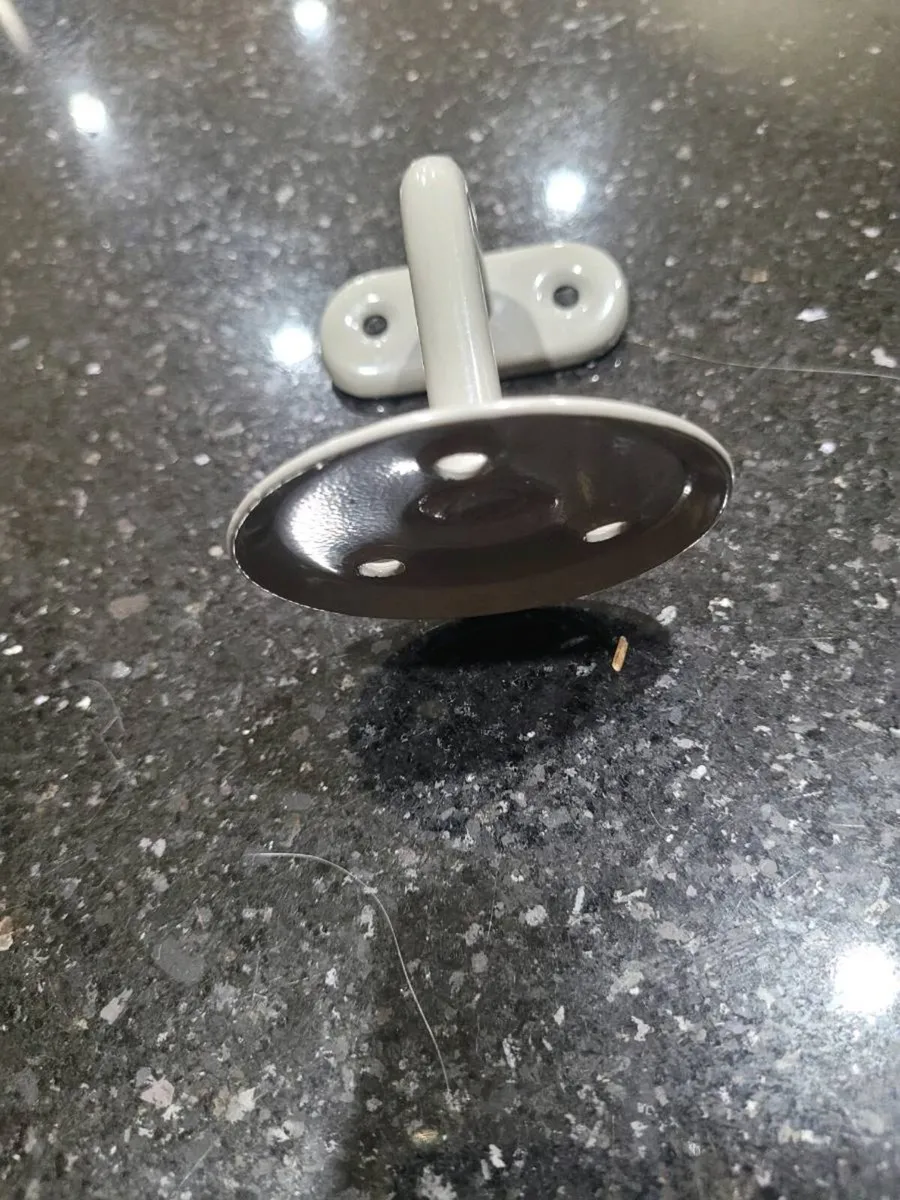 Handrail support bracket - Image 3