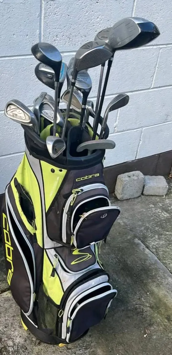 GOLF CLUBS SET WITH BAG CONDITION GOOD DUBLIN15 BL - Image 1