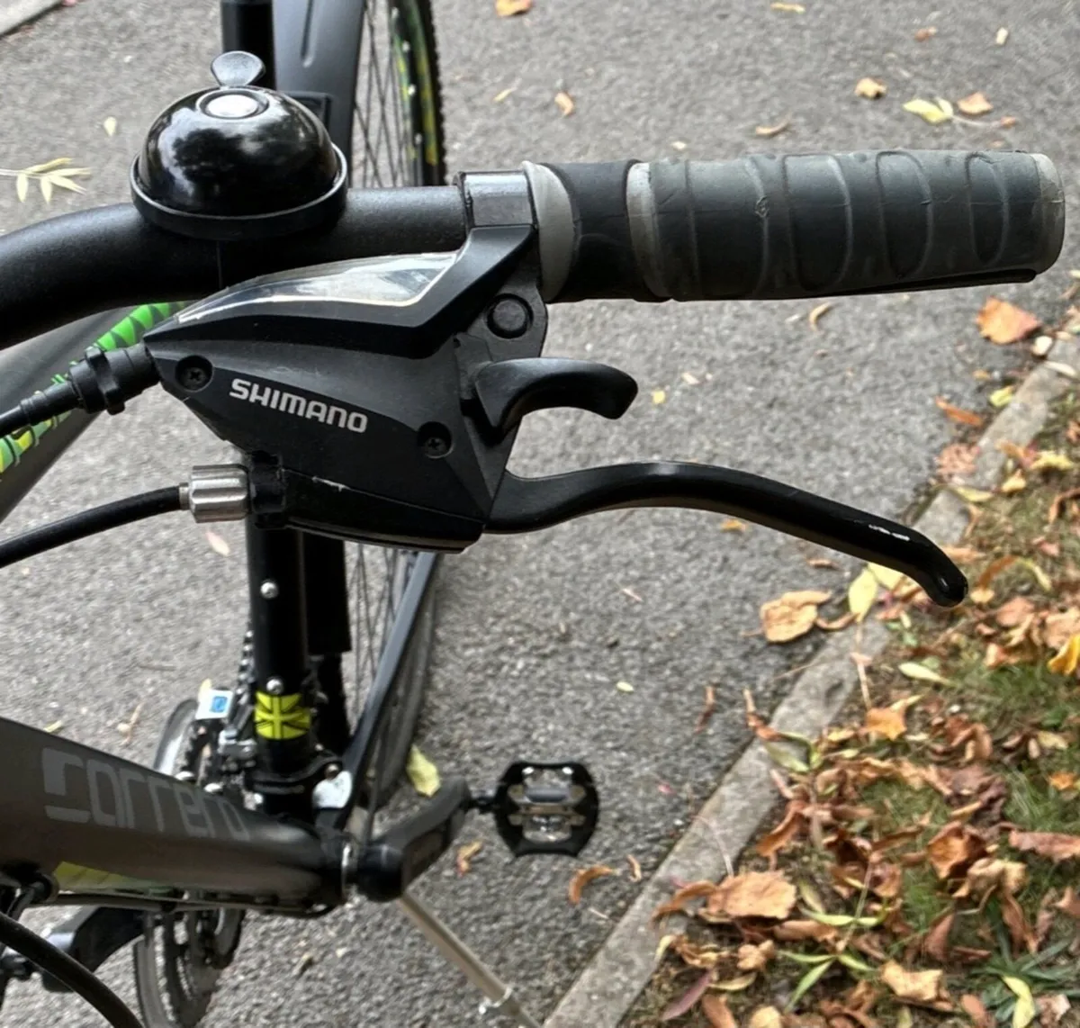 ADULTS CARRERA CROSSFIRE HYBRID MOUNTAIN BIKE. 24 - Image 3