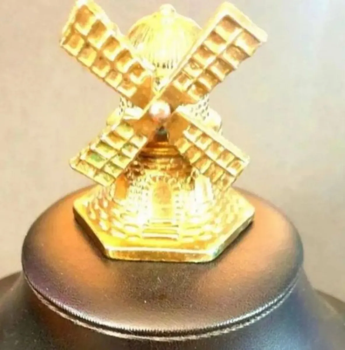 Vintage Brass Windmill In great Vintage Condition - Image 2