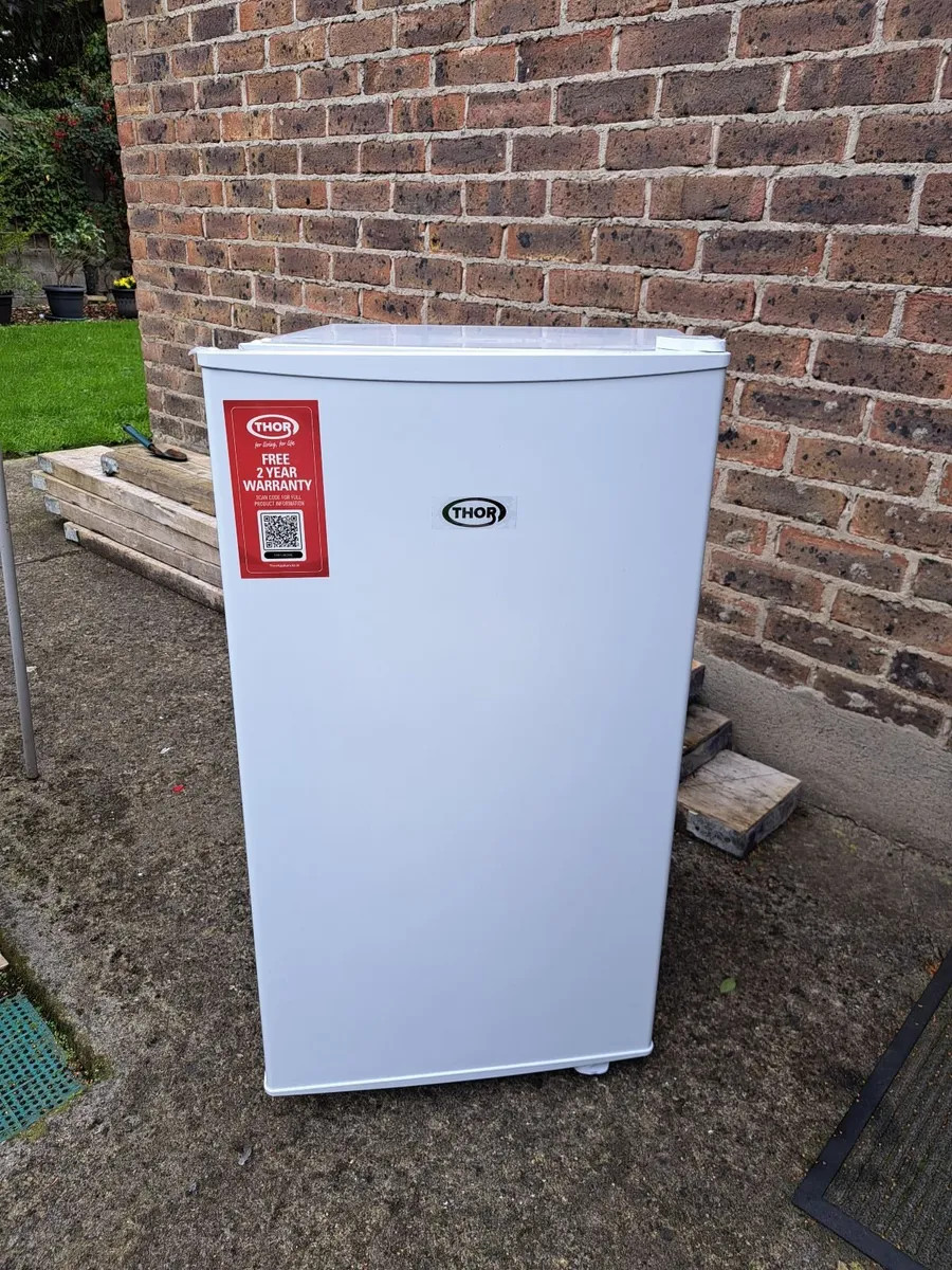 Undercounter fridge