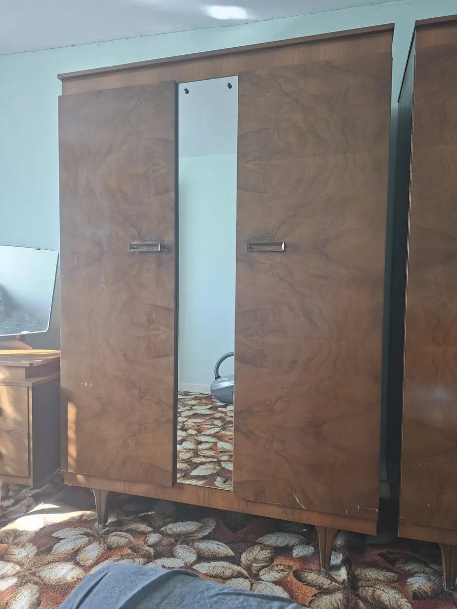 Mid-Century 3 piece bedroom set burr walnut - Image 1