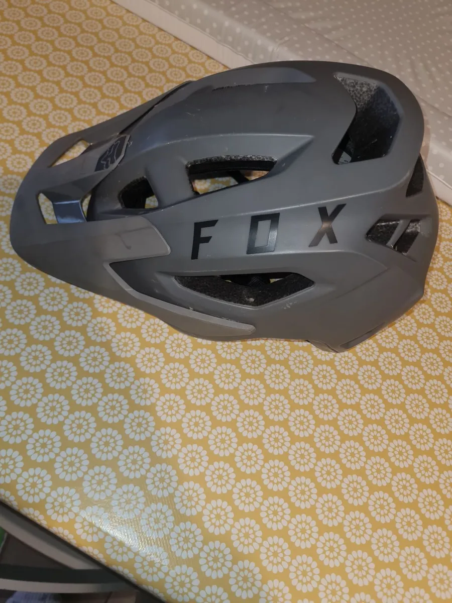 Fox helmet - Image 1