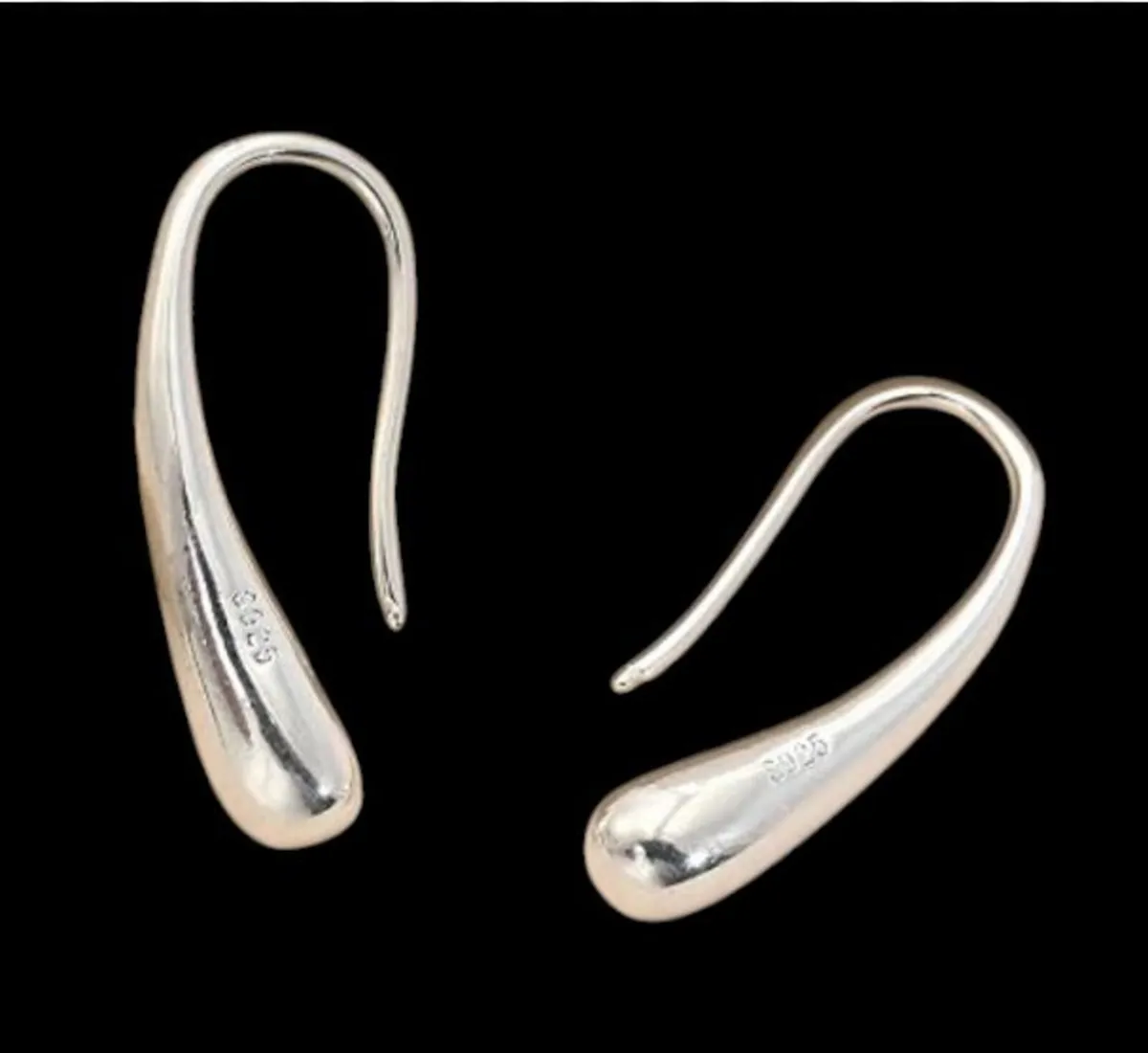 Silver Teardrop Earrings – Unworn Ex-Display - Image 1