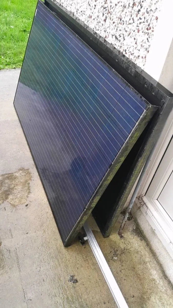 2 Solar panels(270W) with mounting Panels - Image 1