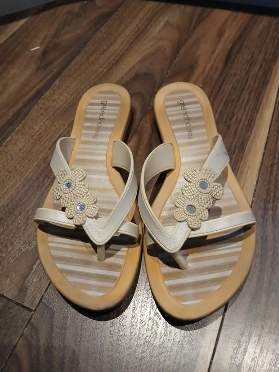 Full wardrobe of 22 pairs of size 5(38) shoes and boots, including Faith, Clarkes, Havianas, flip flops, Crocs, work shoes, court shoes, dressy shoes, high heel boots, and waterproof hiking boots. - LOW PRICE FOR QUICK SALE - Image 4