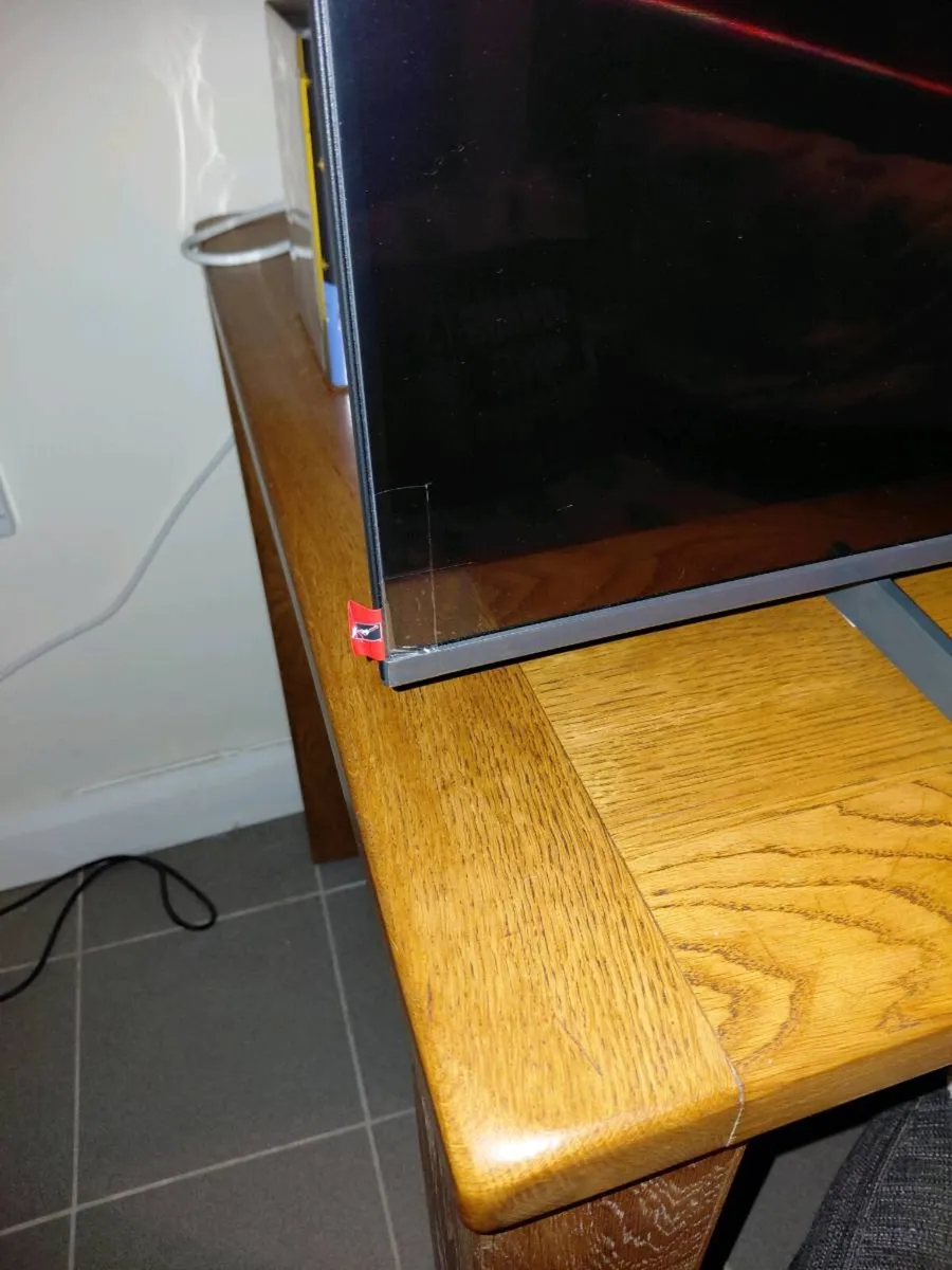Samsung 55 inch crystal uhd 4k TV 2025 - Image 4